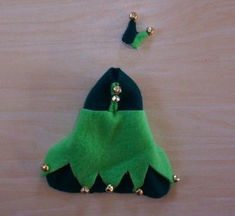 Light/Dark Green Jester Outfit with Hat